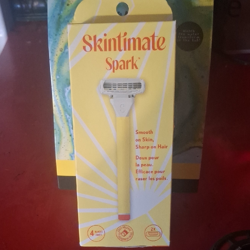 Skintimate Spark Razor